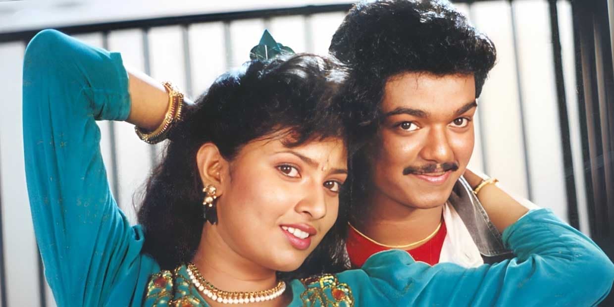 விஜய்யை ஒரு ஐட்டம் ஹீரோவாக காட்டியதுக்கு இவர் தான் முக்கிய காரணம்.. முகம் சுளிக்க வைத்த 5 கவர்ச்சி ஆட்டம்