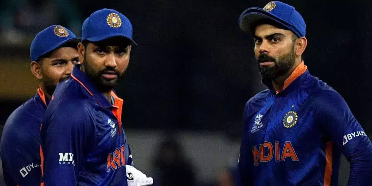 மொத்தமாய் கேரியருக்கு எண்டு கார்டு போடும் விராட் கோலி ரோஹித் சர்மா.. 2027 உலக கோப்பைக்கு வந்த ஆபத்து
