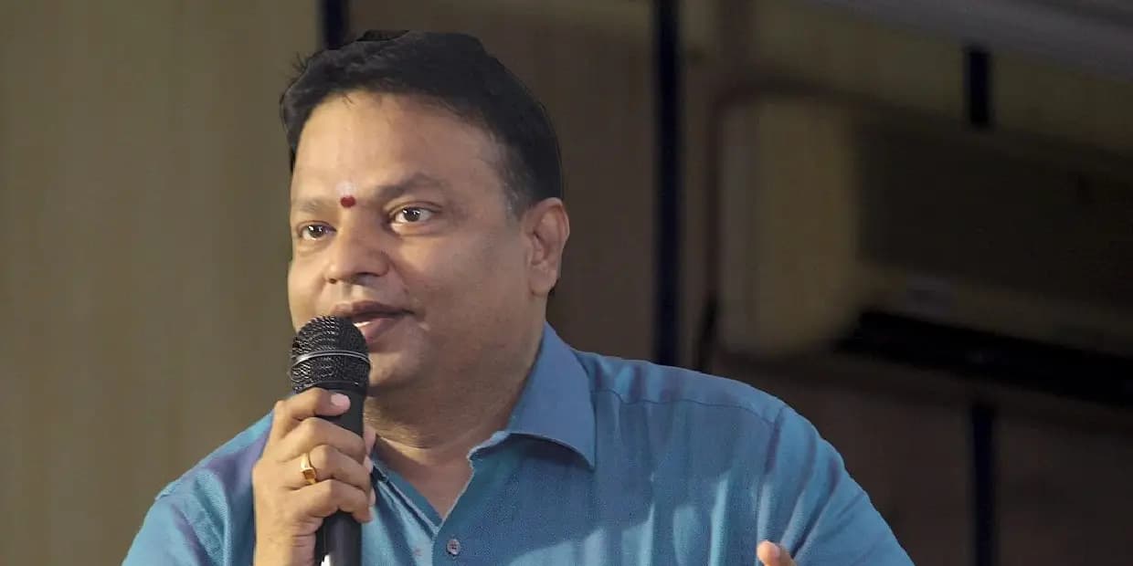 அம்பானி ரேஞ்சுக்கு நடக்கும் ஐசாரி கணேஷ் வீட்டு கல்யாணம்.. விழாவில் கலந்து கொள்ளும் பிரபலங்கள்