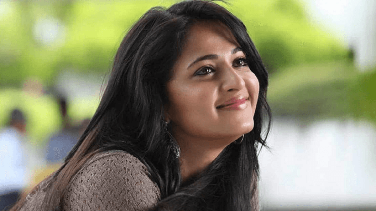 அனுஷ்காவை காப்பாற்ற போடப்பட்ட இஸட் பிரிவு பாதுகாப்பு.. ஒரே படத்தால் டோட்டலா எண்டான கேரியர்