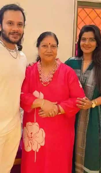 பிரபல நடிகையை விவாகரத்து செய்த விஜய் டிவி பிரபலம்.. அட! 2-வது கல்யாணமும் நடந்துடுச்சே!