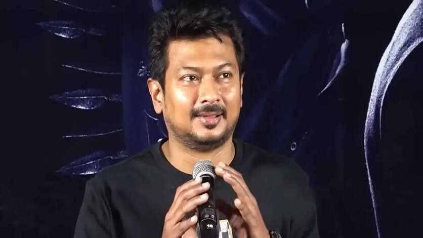 2023-இல் மொத்தமா மானத்தை வாங்கிய ஐந்து ஹீரோக்கள்.. நண்பனை நம்பி ஏமாந்து கண்ணீர் விட்ட உதயநிதி