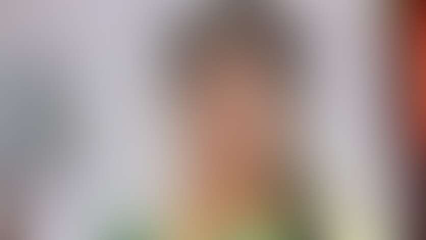 திருமணம் செய்தும் திருந்தாத நடிகை.. உல்லாசமாக இருந்து சம்பாதித்த கேவலம்