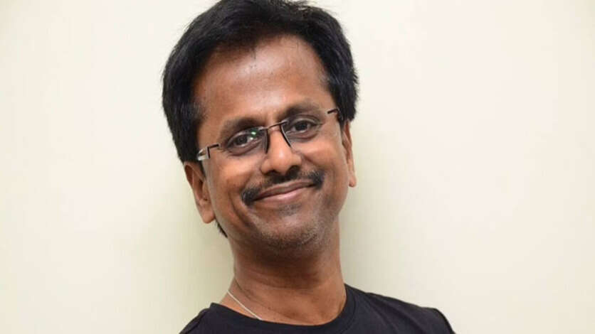 வேறு ரூட்டில் விட்டதை பிடிக்கும் எ ஆர் முருகதாஸ்.. எதுக்கெடுத்தாலும் பழசை தோண்டி அசிங்கப்படுத்துறாங்க