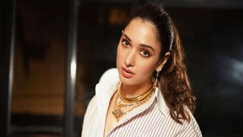 பல கோடியில் புரளும் தமன்னா.. 33 வயதில் மில்க் பியூட்டியின் மொத்த சொத்து மதிப்பு