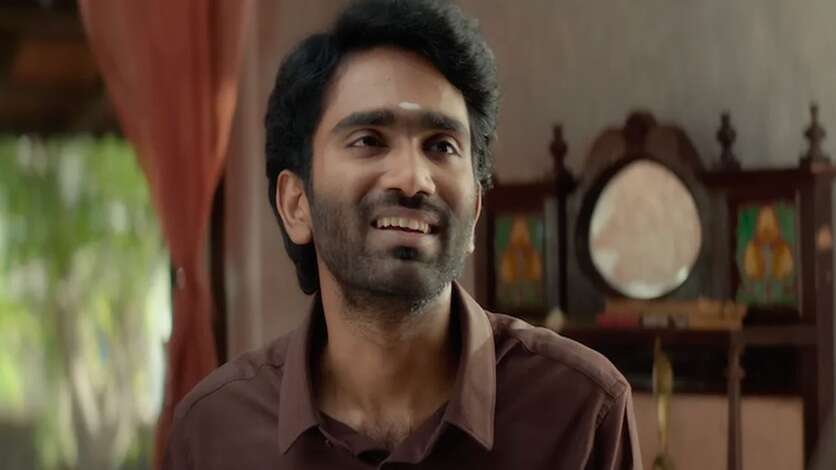 மீண்டும்  பிரதீப்பை  லாக் செய்த பிரபல நிறுவனம், ஹீரோ யார் தெரியுமா ? 100 கோடி வசூல் பார்த்த கை சும்மா இருக்குமா!