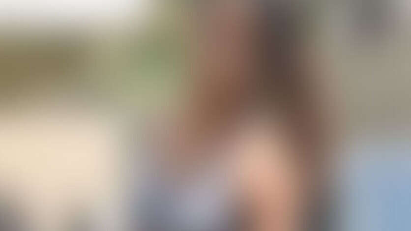 அந்தரங்க போட்டோ, வீடியோவுக்கு ரேட் பிக்ஸ் பண்ணிய ஆன்ட்டி நடிகை.. இப்படி ஒரு கேவலமான சம்பாத்தியம் தேவையா?