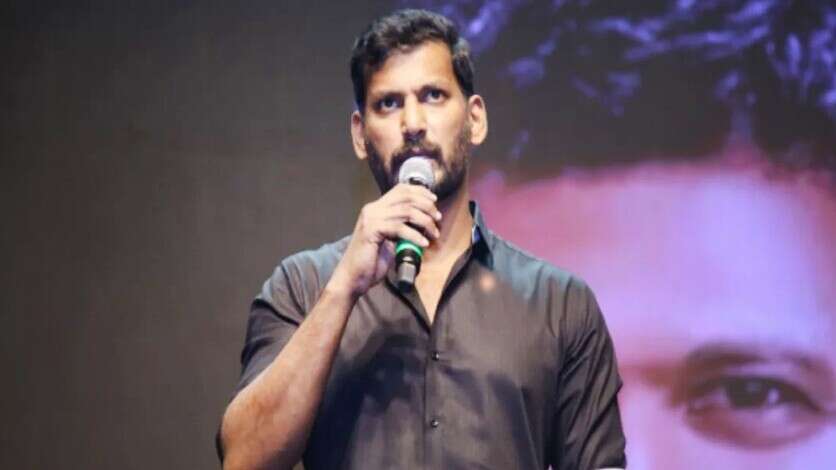 இஷ்டத்துக்கு உளறும் விஷால்.. பேராசையால்  பெயரை கெடுத்துக்கொள்ளாமல் இருந்தால் சரி