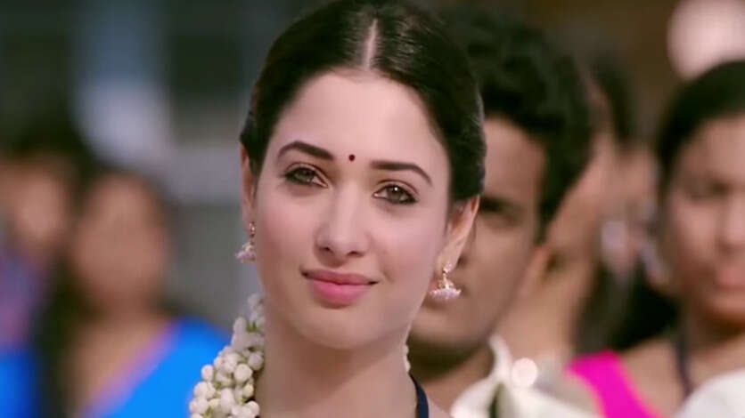 மார்க்கெட் இல்லாததால் தரமட்டமாக இறங்கிய தமன்னா நடித்த 5 படங்கள்