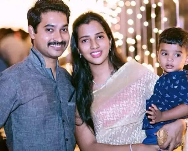 Madhampatty Rangaraj: சாய் பல்லவி சாயலில் இருக்கும் மாதம்பட்டி ரங்கராஜ் மனைவி.. இணையத்தில் வைரலாகும் புகைப்படம்