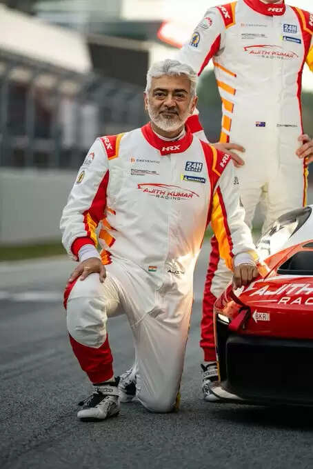 தனது Race Car &amp; Team -ஐ அறிமுகம் செய்த அஜித்.. கவனிச்சிங்கலா? இதுல இன்னொரு டுவிஸ்ட் இருக்கு