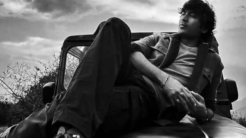 விட்டதைப் பிடிக்க தயாரான தனுஷ்.. வில்லங்கமாக யோசித்து வெளியிட்ட வீடியோ பதிவு!