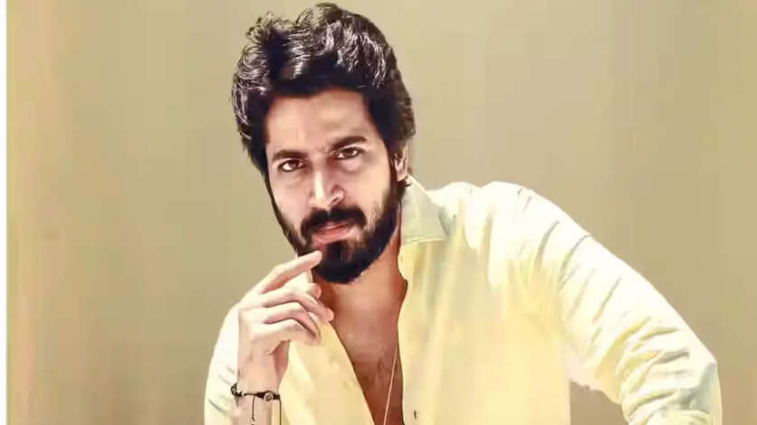 புது வருடம் புதிய ஆரம்பம்.. புது மாதிரி லுக்கில் ஹரிஷ் கல்யாணின் அடுத்த பட போஸ்டர்