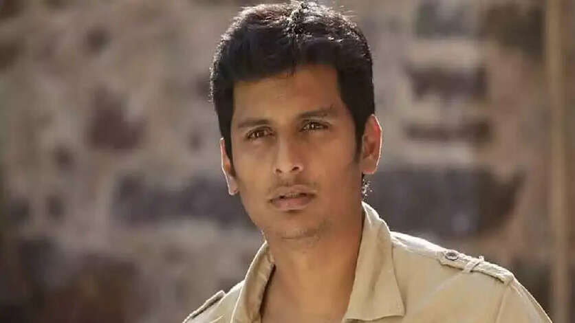 ஹீரோக்கள் வெளியே தலை காட்ட முடியாமல் கேட்கப்படும் கேள்வி.. பிரச்சனையில் சிக்கிய ஜீவா