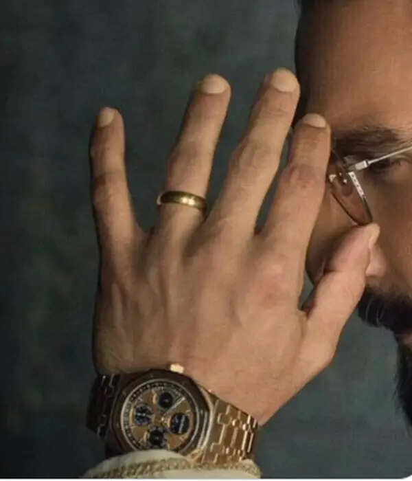 ஆனந்த் அம்பானி கொடுத்த 2 கோடி மதிப்பிலான ரிட்டன் கிப்ட்.. மிரண்டு போன டாப் செலிபிரிட்டிஸ்