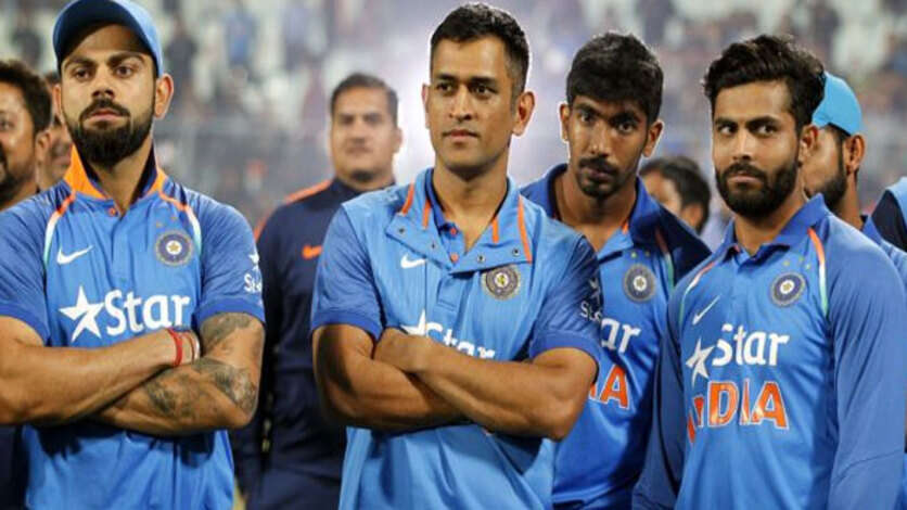 தோனியை மதிக்காமல் செயல்பட்ட இந்திய அணியின் மெக்ராத்.. கேரியரை தொலைத்து இப்போ வருந்தும் வீரர்