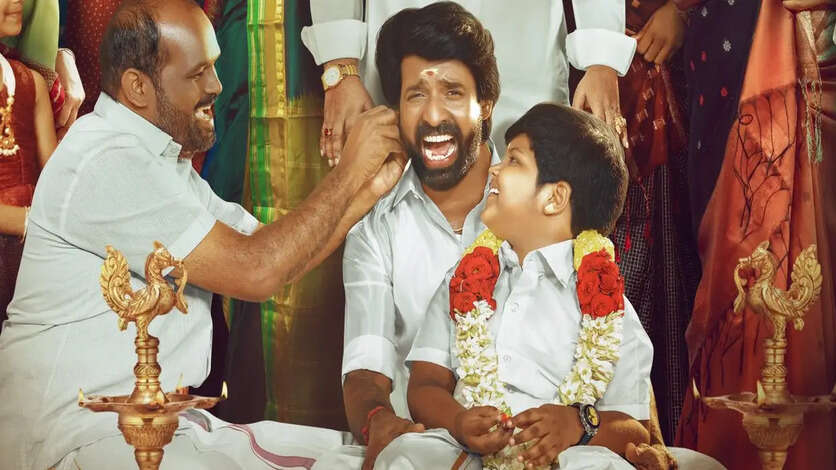 மாமன் படத்தால் புது அவதாரம் எடுத்த சூரி.. கடைக்குட்டி சிங்கம் மாதிரி இருக்கே