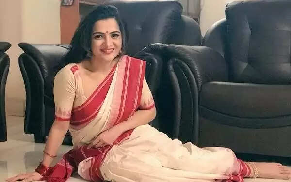 பிரியங்காவை டம்மியாக்க விஜய் டிவிக்கு வந்த DD.. CWC டைட்டில் வென்ற போட்டியாளர்