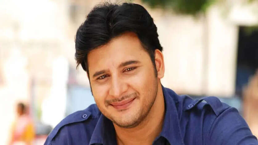 எல்லா பெரும் தலைகளுடன் நடித்த அப்பாஸ்..