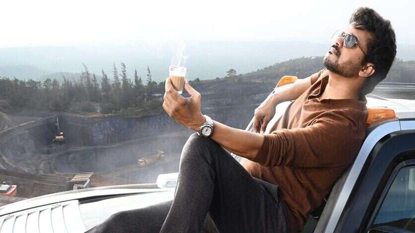 பயங்கர ஸ்பீடில் இருக்கும் வாரிசு.. மேனேஜரை வண்டை வண்டையாக கிழிக்கும் ரசிகர்கள்