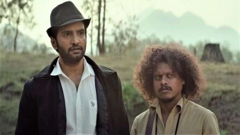 ஒருவாட்டி அடிபட்டும் திருந்தாத சந்தானம்.. ஏஜென்ட் கண்ணாயிரம் வெற்றி பெறுமா?