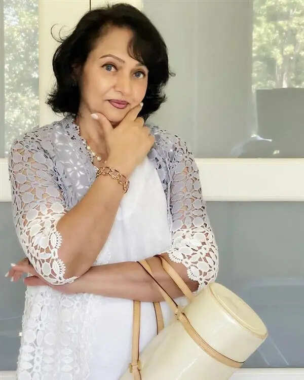 ரஜினியின் தில்லு முல்லு மாதவிய ஞாபகம் இருக்கா.? வைரலாகும் லேட்டஸ்ட் புகைப்படம்