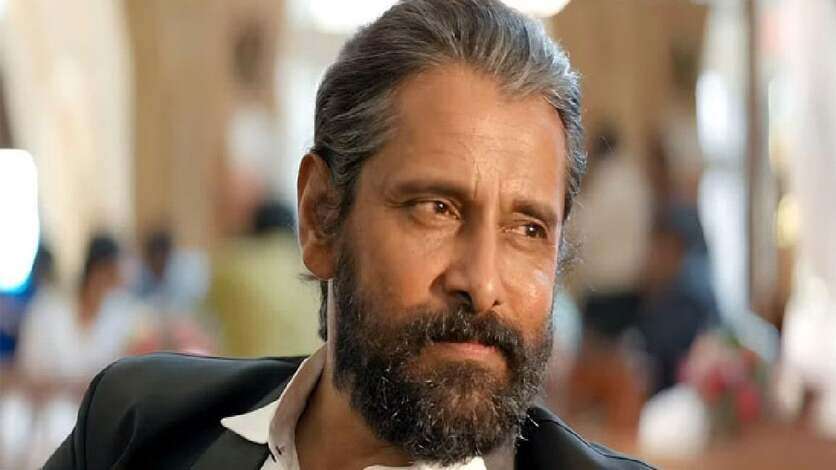 தூசி தட்டி ரிலீசுக்கு ரெடி செய்யப்படும் விக்ரமின் படம்.. லேட்டா வந்தாலும் ஒடிடியில் நல்ல விலைக்கு போன வியாபாரம்