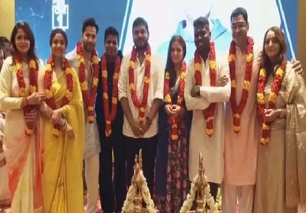 அடுத்த ஹிந்தி படத்திற்கு பூஜை போட்ட அட்லி.. பாலிவுட்டில் எடுத்த புது அவதாரம்