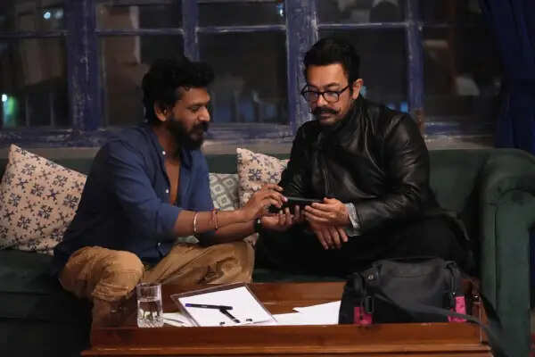 கூலி பட சஸ்பென்சை உடைத்த லோகேஷ்.. ஷூட்டிங் ஸ்பாட் வைரல் புகைப்படம்