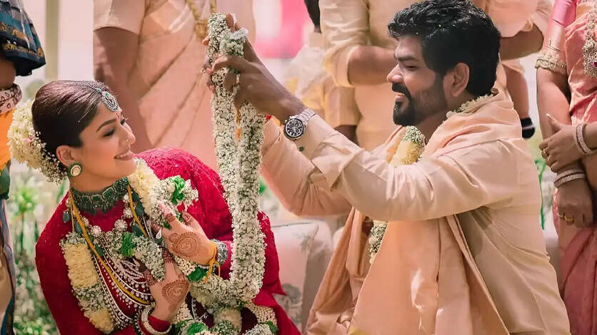 இயக்குனர்களை மணந்த 8 நடிகைகள்