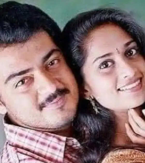 ஷாலினிக்கு ஸ்பெஷல் கிஃப்ட்: ரீ-ரிலீசாகும் அஜித் க்ளாசிக் படம்!