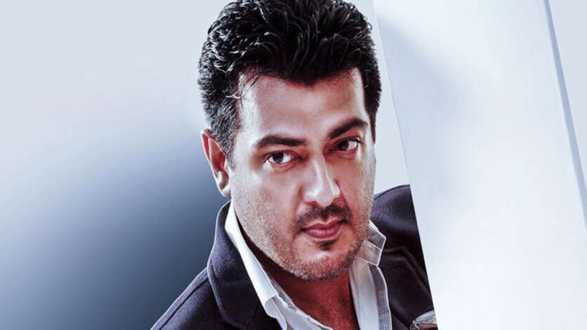 ஏற்றி விட்ட இயக்குனரை ஒதுக்கி தள்ளும் அஜித்.. என்ன காரணம்.?