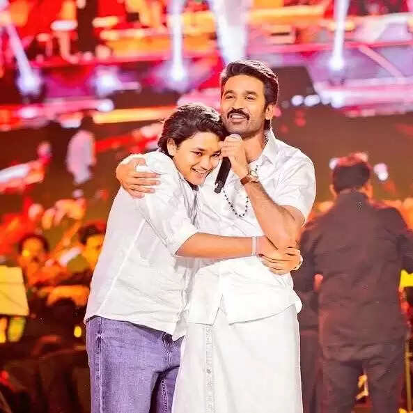 தனுஷின் கருங்காலி மாலையின் ரகசியம்.. அவரே ஓப்பனாக சொல்லிட்டார்