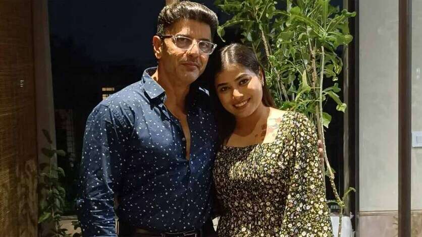 வயசுலாம் ஒரு மேட்டரே இல்ல என திருமணம் செய்த 5 நடிகர்கள்