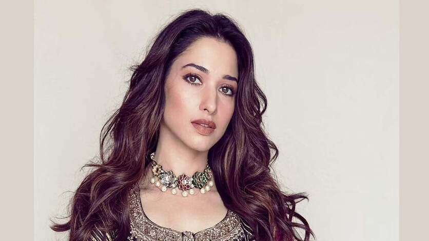 மகா சிவராத்திரியை கொண்டாடிய நட்சத்திரங்கள்.. பரவச நிலையில் தமன்னா போட்ட ஆட்டம்