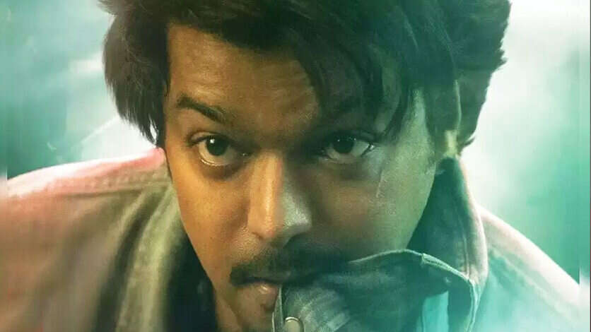 விஜய்யை ஓவர்ட்டேக் செய்த நடிகர்.. சம்பளத்திலும் டாப் வசூலிலும் டாப்