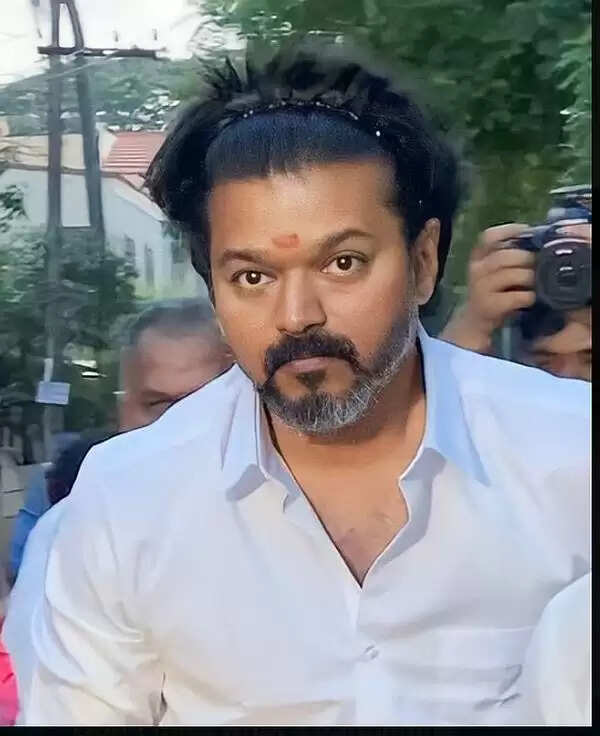 மனோபாலாவுக்காக கடைசி ஆசையை நிறைவேற்றிய லியோ.. ஆழ்ந்த இரங்கலை தெரிவித்த விஜய்யின் புகைப்படம்