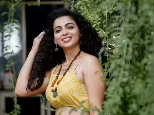 வெப் சீரிஸ் இருந்து பிக் பாஸ் செல்லும் பிரபலங்கள்.. எகிற போகும் டிஆர்பி