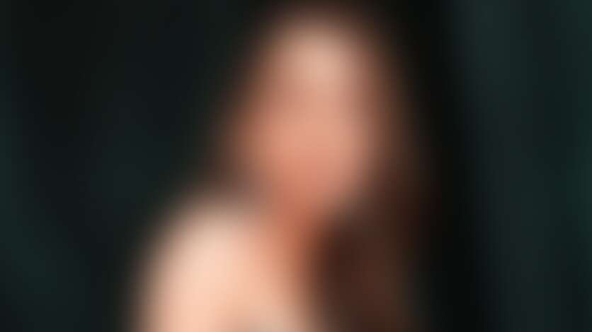 குறுக்கு வழியில் அட்ஜஸ்ட்மென்ட் செய்து முன்னேறும் நடிகை.. பாதுகாப்பு கவசத்தோடு சுற்றி திரியும் கேவலம்