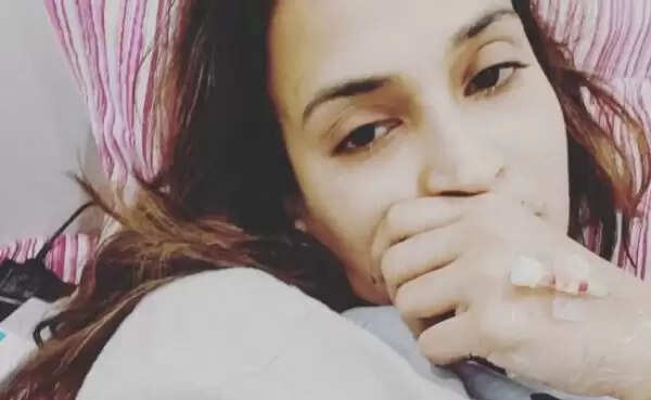 தனுஷ் முன்னால் மனைவி ஐஸ்வர்யா ஆஸ்பத்திரியில் அனுமதி.. பதற்றத்தில் ரஜினி!