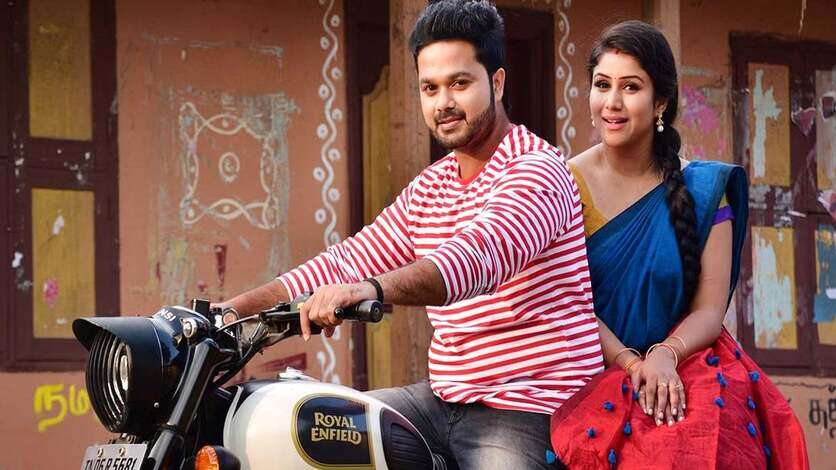 குழந்தை பெற்ற பின்பும் குறையாத ரொமான்ஸ்.. கடற்கரையில் ஆல்யாவுக்கு லிப் கிஸ் கொடுத்த சஞ்ஜீவ் போட்டோஸ்