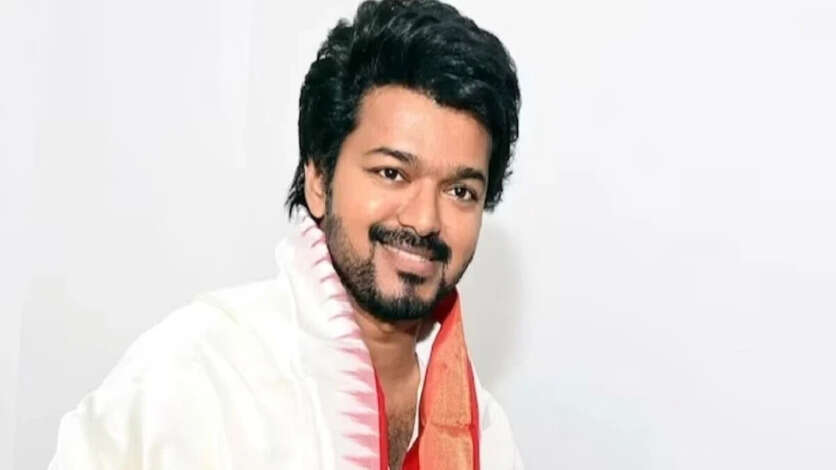 நல்ல விஷயங்களுக்கு குரல் கொடுக்காத விஜய்.. உம்முனும் கம்மனும் இருக்கும் த வெ க தளபதி