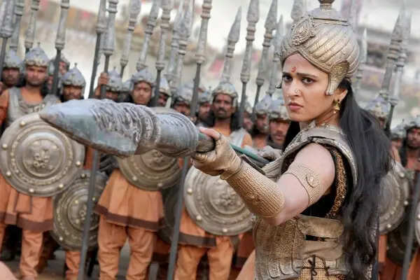 ஹீரோ இல்லாமல் "100 கோடியை தாண்டிய தென் இந்திய ஹீரோயின் படங்கள்" – நம்பர் 1 யார் தெரியுமா?