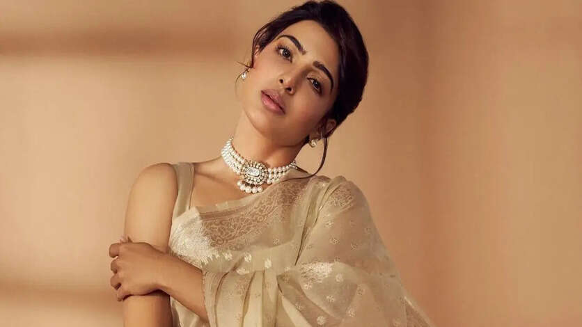 நடு காட்டில் உல்லாச குளியல் போட்ட சமந்தா.. மலேசியாவிலிருந்து வெளியிட்ட வைரல் புகைப்படம்