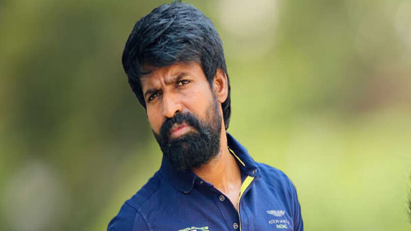 புரோட்டா சூரியை பொறிவைத்து பிடித்த அதிகாரிகள்.. அப்படி என்ன தப்பு பண்ணிட்டாரு தெரியலையே.!