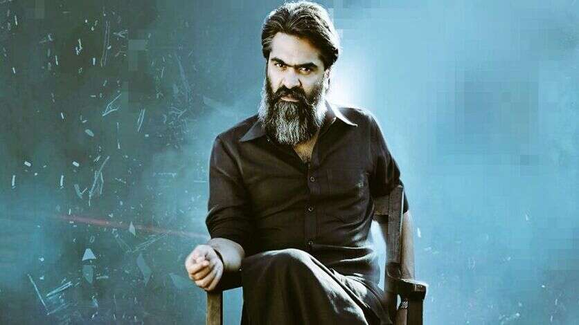 சிம்புவின் தோற்றம் வெட்கமாகவும், ஏமாற்றமாகவும் உள்ளது.. நம்பி ஏமாந்த பத்து தல இயக்குனர்