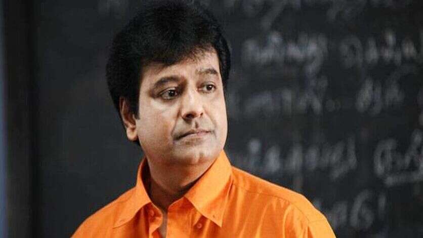 காமெடி இல்லாமல் ஹீரோவாக விவேக் நிரூபித்த 5 படங்கள்.. சீரியசான கேரக்டரில் நடித்த ஒரே படம்