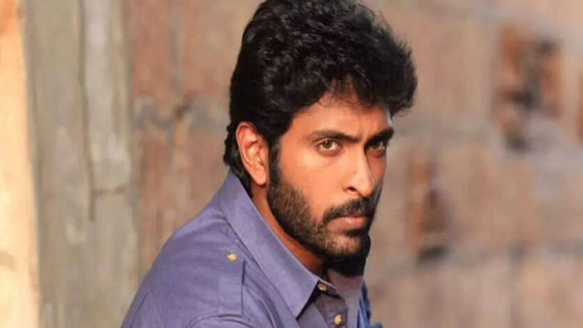 விக்ரம் பிரபு பட மாமியாருக்கு நடந்த கொடுமை.. கட்டாயப்படுத்தி படுக்கைக்கு அழைத்த 3 இளைஞர்கள்