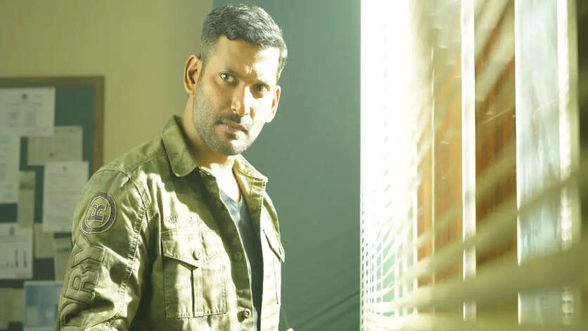 இதுக்கெல்லாம் என்னால விளக்கம் கொடுக்க முடியாது.. கல்லூரி மாணவர்களிடம் பட்டாசாய் வெடித்து சிதறிய விஷால்