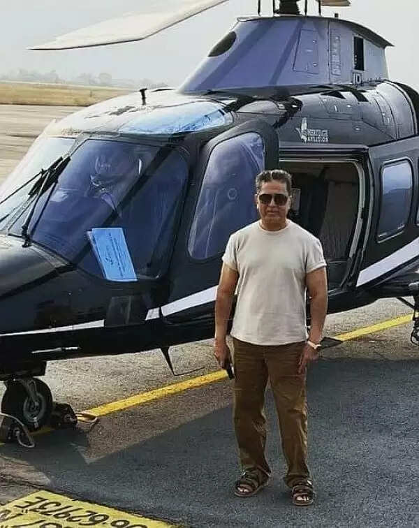 இந்தியன் 2 சூட்டிங் ஸ்பாட்டுக்கு கெத்தாக வந்த சேனாதிபதி.. இணையத்தில் ட்ரெண்டாகும் வைரல் போட்டோ